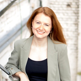 Nadine Arnholz